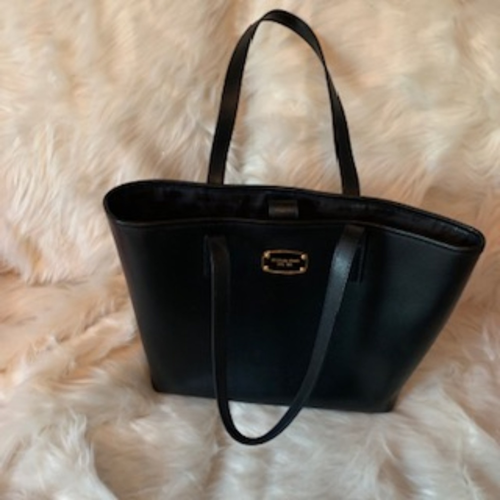 Michael Kors Black leather Tote
